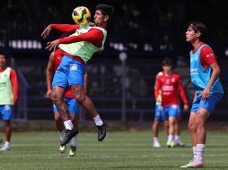 Si las Chivas logran cerrar el trato con estos jugadores, el equipo estaría desembolsando la cantidad aproximada de 30 millones de dólares. X/ @Chivas