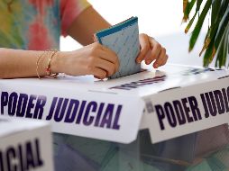 En comparación, en la consulta de Revocación de Mandato de abril de 2022 votó el 5.8% de las y los jaliscienses en lista nominal, mientras que en la consulta popular de juicio a ex presidentes, en agosto de 2021, votó el 3.7% del total de la lista nominal de Jalisco. EL INFORMADOR / ARCHIVO