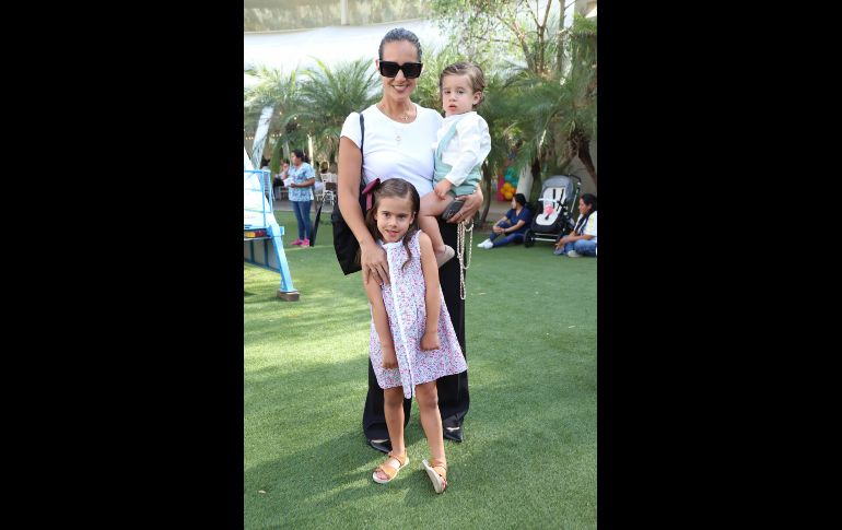 Fernanda Uriarte, Ana Fer y Ferran Pereyra Uriarte. GENTE BIEN JALISCO / C. Jimeno