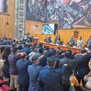 Entregan nombramientos a 76 directores de preparatorias de la UdeG