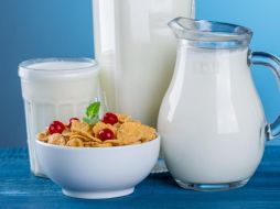 En general, para quienes no presentan problemas de salud relacionados con la leche, consumir uno o dos vasos al día puede ser parte de una alimentación equilibrada. Pixabay