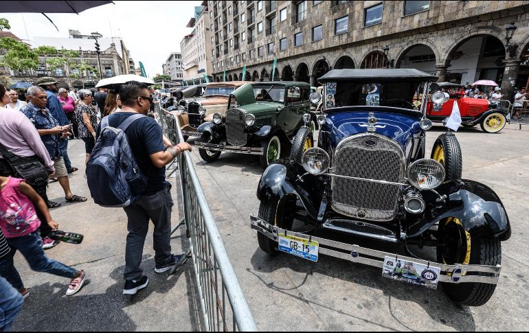 Los precios a la venta de los vehículos rondan entre los 400 mil y millones y medio de pesos. EL INFORMADOR/A.NAVARRO