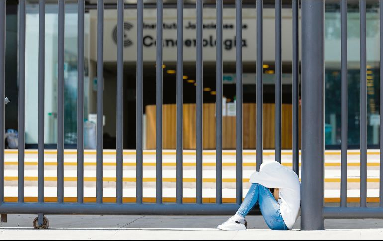 Pacientes y familiares se quejan por el desabasto de medicinas contra el cáncer. El Gobierno del Estado culpa a la Federación. EL INFORMADOR/ H. Figueroa