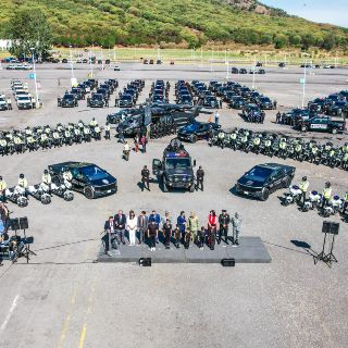 Entregan nuevas patrullas a Policía estatal