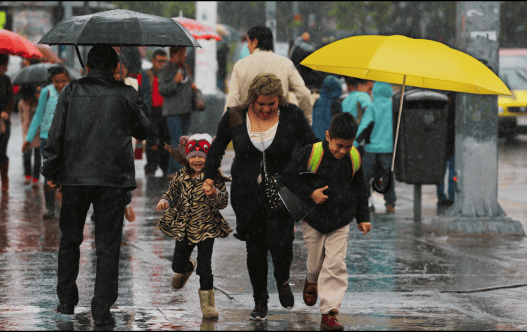 El pronóstico de lluvia para el resto de la semana en Guadalajara se mantiene, pero es mayor rumbo al fin de semana. EL INFORMADOR / ARCHIVO