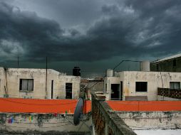 Protección Civil tiene canales en Telegram y WhatsApp para emitir alertas de tormenta a la población. EL INFORMADOR/Archivo