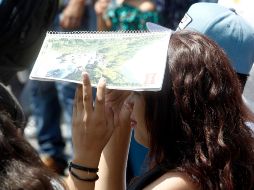 Evitar exponerse al sol durante las horas donde su luz es más directa evita problemas de salud. EL INFORMADOR/Archivo