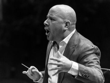 El maestro Roberto Beltrán Zavala reconoció la gran mancuerna que tuvo con la OFJ, a su gusto una de las mejores de México, e invitó a los tapatíos a ser parte de este programa y no perderse de lo que es suyo. CORTESÍA