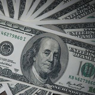 Peso mexicano cierra ESTABLE frente al dólar hoy 12 de junio