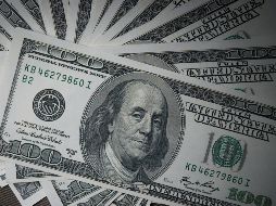 En perspectiva semanal, el dólar ha retrocedido un 1.06% frente al peso. Sin embargo, en lo que va del año aún acumula una apreciación del 2.57%. FREEPIK