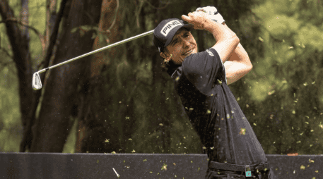 Carlos Ortiz continúa posicionándose como el mejor mexicano en el US Open Golf 2025. X/@pgamexico