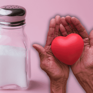 ¿Por qué no es bueno comer tanta sal?