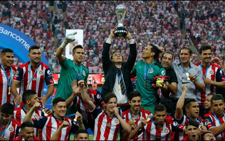 Después de su exitosa etapa en Argentina, Matías Almeyda emigró al futbol mexicano con el conjunto de Chivas. AP / ARCHIVO