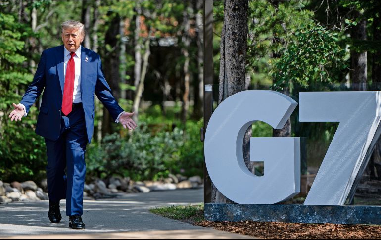 El presidente de Estados Unidos, Donald Trump, arribó a la sede de la Cumbre de Líderes del G7 en Alberta, durante el primer día de actividades oficiales. EFE