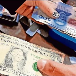Impuesto a las remesas y dólar débil recortan ingresos a familias en México
