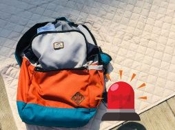 Esta mochila debe incluir artículos para ser autosuficiente los primeros días en caso de emergencias o desastres. UNSPLASH / E.  Rabkina