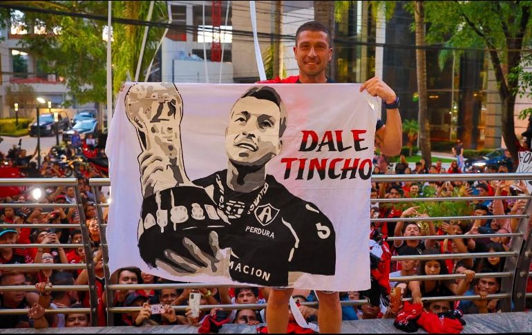 La afición demostró su descontento con la salida del defensor argentino. CORTESÍA/ ATLAS FC.