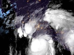 Erick presenta vientos sostenidos de 205 kilómetros por hora y rachas de 250 km/h. EFE/ CIRA/NOAA