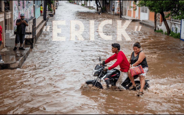 El SMN apuntó que “Erick” se ha debilitado a una baja presión remanente sobre Guerrero. EFE / ARCHIVO