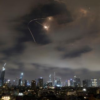 Irán lanzó más de mil drones la semana pasada contra Israel, dice el Ejército