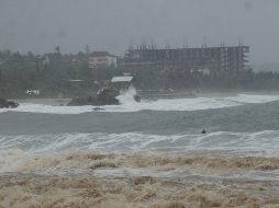 La CEPCyGR pide a la ciudadanía extremar precauciones en la zona costera, ante condiciones climáticas adversas originadas especialmente en esta temporada de lluvias y ciclones. SUN