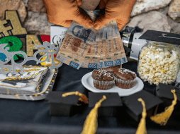 La Profeco recomienda elaborar un presupuesto acorde a las posibilidades de cada uno. ESPECIAL / CANVA