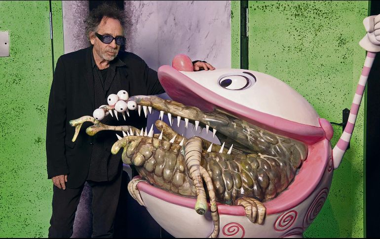 El director de cine presenta en la exposición algunos de sus personajes icónicos. ESPECIAL