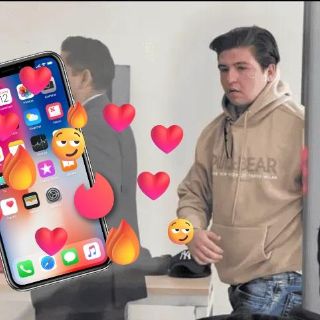 "Fofo" Márquez estaría usando un celular pese a permanecer en prisión