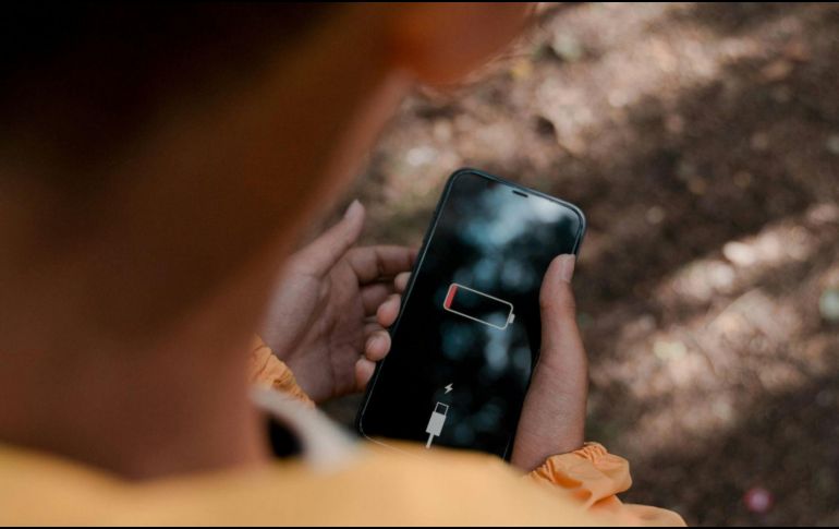 Identificar qué aplicaciones te conviene cerrar o restringir para preservar el estado de tu batería. Pexels