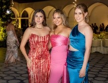 Alexandria Salazar, Michelle Morales y Alexa Maldonado en su noche de graduación The American School Foundation of Guadalajara. GENTE BIEN JALISCO / J. Soltero