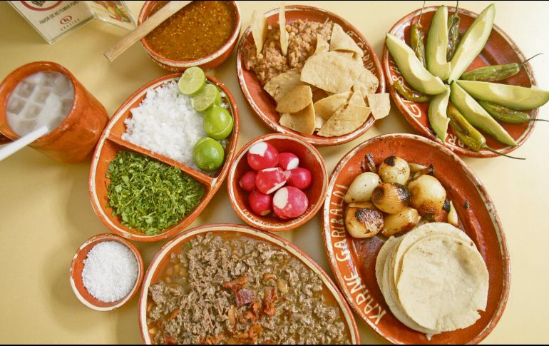 Carne en su jugo, esta receta ha acompañado a los tapatíos por generaciones. EL INFORMADOR