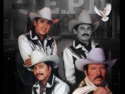 Homero de León hizo lucir su bajo en clásicos de la música norteña como 