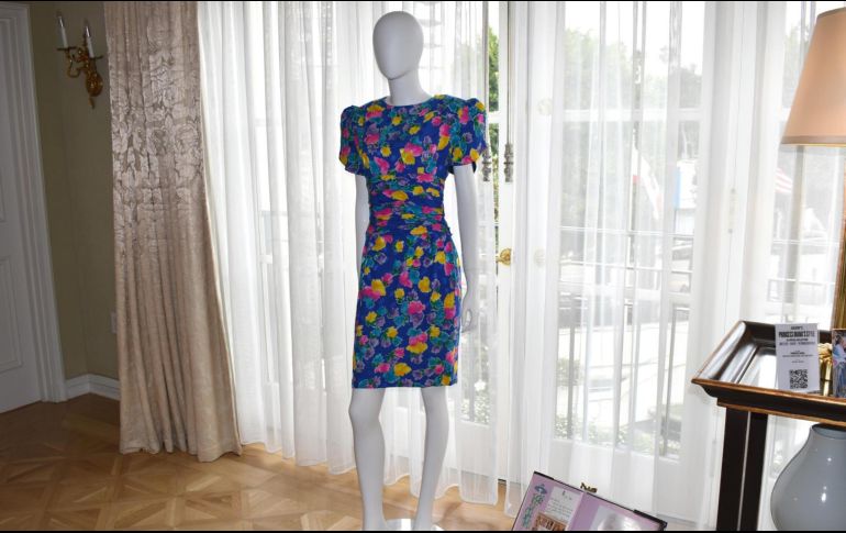 La venta incluyó retratos de la princesa con su firma, que alcanzaron los 5 mil 200 dólares.  EFE/ Mónica Rubalcava