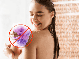 Si decides seguir usándolo, es fundamental mantenerlo limpio, seco y reemplazarlo con regularidad. En caso contrario, optar por métodos más suaves e higiénicos podría ser lo mejor para mantener tu piel sana y protegida. CANVA