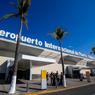 Crece conectividad aérea entre Puerto Vallarta y Canadá
