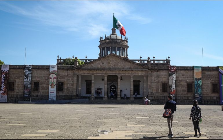 Así como la Catedral, el Museo Cabañas es un destino imprescindible para los turistas que buscan adentrarse en la historia o el arte tapatío. EL INFORMADOR / ARCHIVO