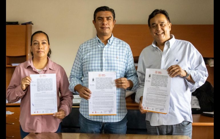 Firma de convenios entre el IDEFT y municipios de Jalisco para ampliar la oferta de capacitación laboral. CORTESÍA