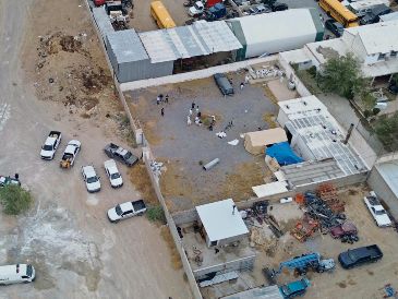 Mientras las autoridades guardan silencio en Chihuahua, la cifra de cuerpos sin vida encontrados en el crematorio clandestino de Ciudad Juárez pasó de 60 a más de 381 entre el viernes y el domingo. EL UNIVERSAL