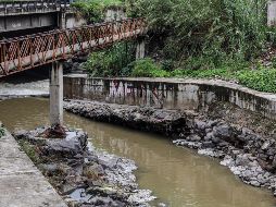 Ante una lluvia fuerte en Guadalajara, la recomendación de Protección Civil es mantenerse alerta y al pendiente de noticias para estar informado sobre dónde se ubican los encharcamientos o inundaciones. EL INFORMADOR / A. Navarro