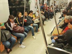 Varias estaciones de la Línea 8 del Metro de la Ciudad de México permanecen cerradas. SUN/ARCHIVO