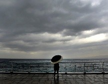 El SMN también enfatizó que el huracán “Flossie” provocará oleaje de 5 a 6 metros de altura en las costas de Michoacán, Colima y Jalisco. EFE /ARCHIVO