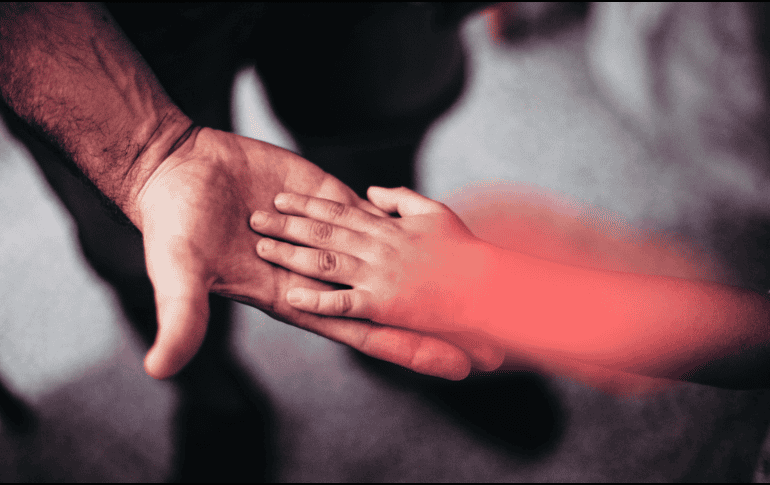 El diagnóstico de esta patología se realiza mediante estudios moleculares, como la secuenciación del gen. ESPECIAL / CANVA