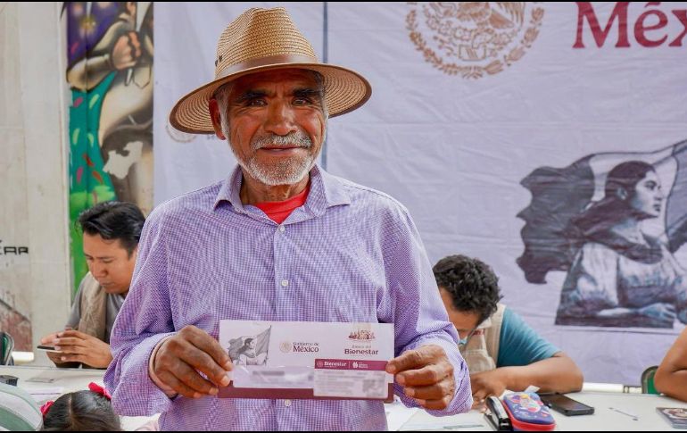 Las y los adultos mayores recibirán un apoyo de 6 mil 200 pesos. CORTESÍA/X/ Ariadna Montiel Reyes. 