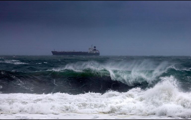 El centro de “Flossie” se localiza a 285 km al suroeste de Playa Pérula, Jalisco y a 585 km al sur-sureste de Cabo San Lucas, Baja California Sur. EFE/ ARCHIVO