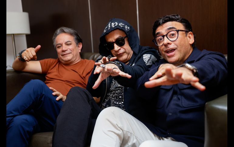 Adal Ramones y los hermanos Germán y Freddy Ortega compartieron la felicidad que les genera traer a Guadalajara una puesta en escena tan grande. EL INFORMADOR/ H. Figueroa