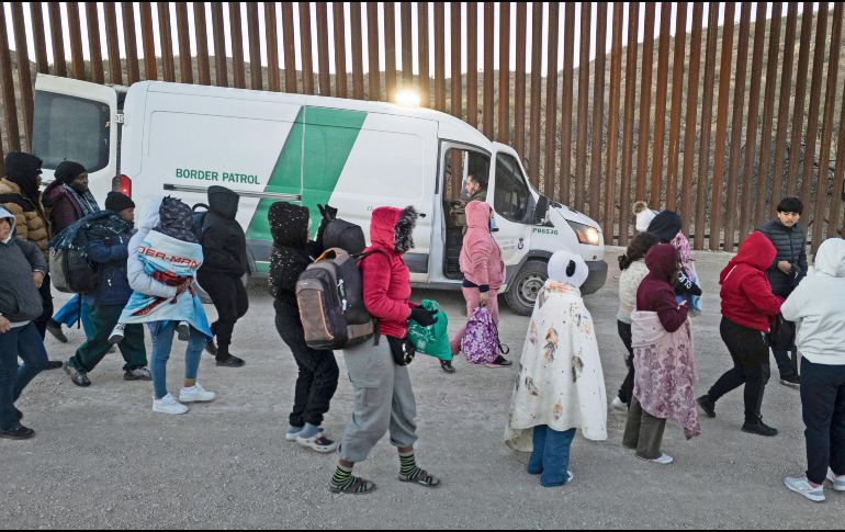 El anterior registro de la menor cantidad de cruces de migrantes a Estados Unidos era de siete mil 180; en junio esa cifra se redujo 15 por ciento. AFP