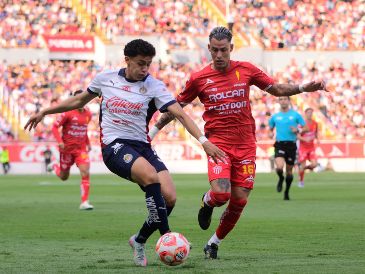 La afición rojiblanca generó una gran entrada en el Estadio Victoria, superando en número a los seguidores locales. IMAGO7.
