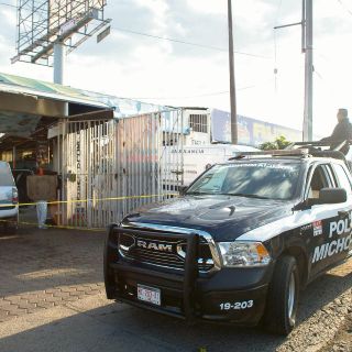Cártel lanza ataque contra la policía en Michoacán