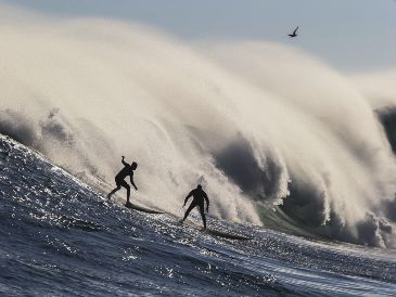 Este lunes, la lluvia tormentosa se precipitará en Puerto Vallarta —con gotas de 5.7 mm—, cubriendo hasta el 80% de la región. EFE / ARCHIVO