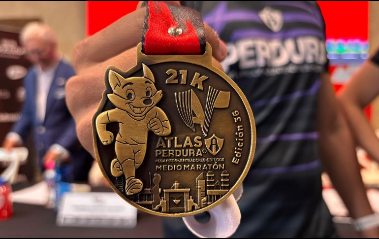 Además, habrá premios especiales a las tres primeras corredoras y corredores mexicanos en cruzar la meta; así como también, con los tres primeros jaliscienses en lograrlo. ESPECIAL / A. García